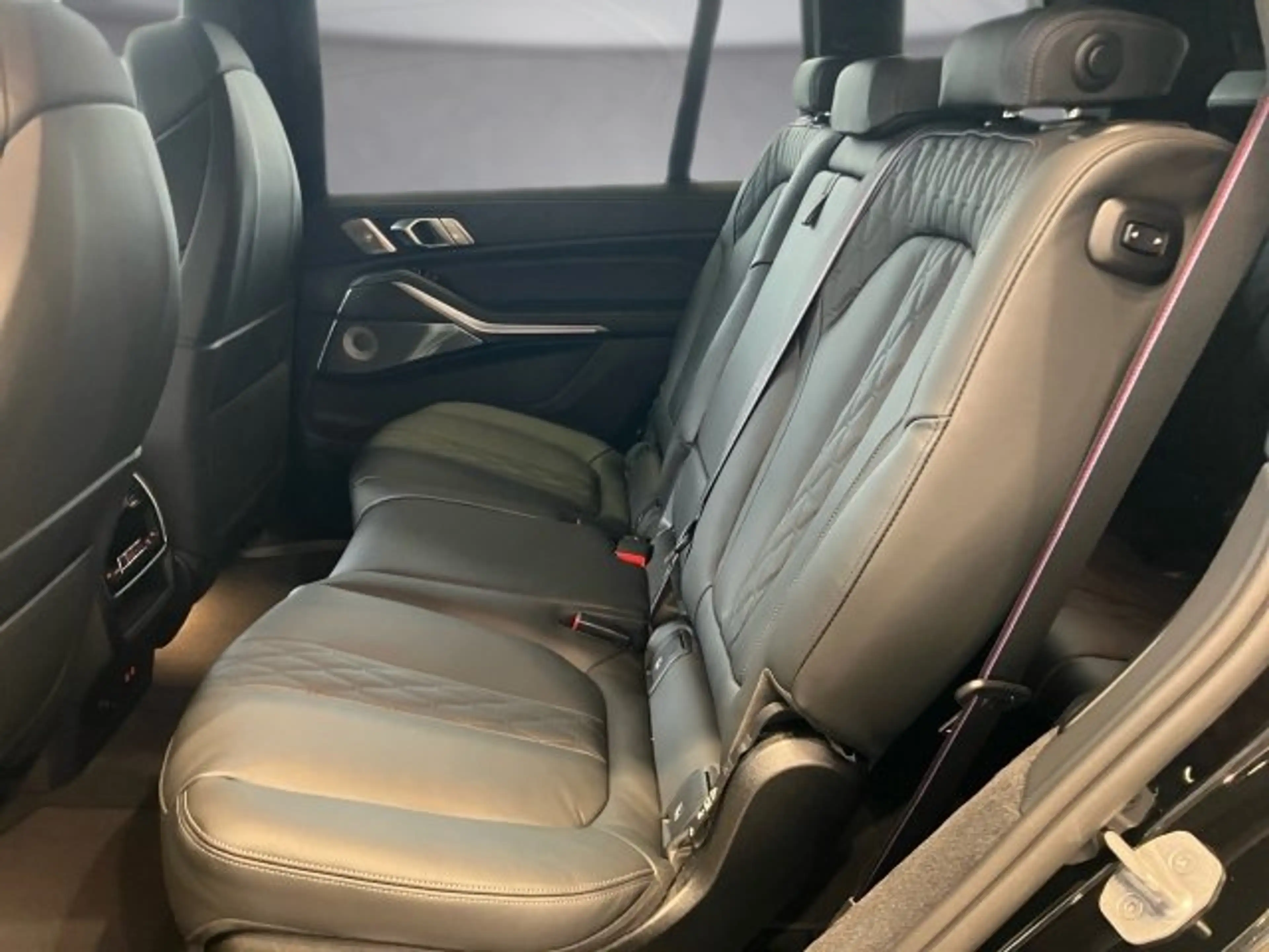 BMW X7 xDrive40d G07 B57 — photo 12