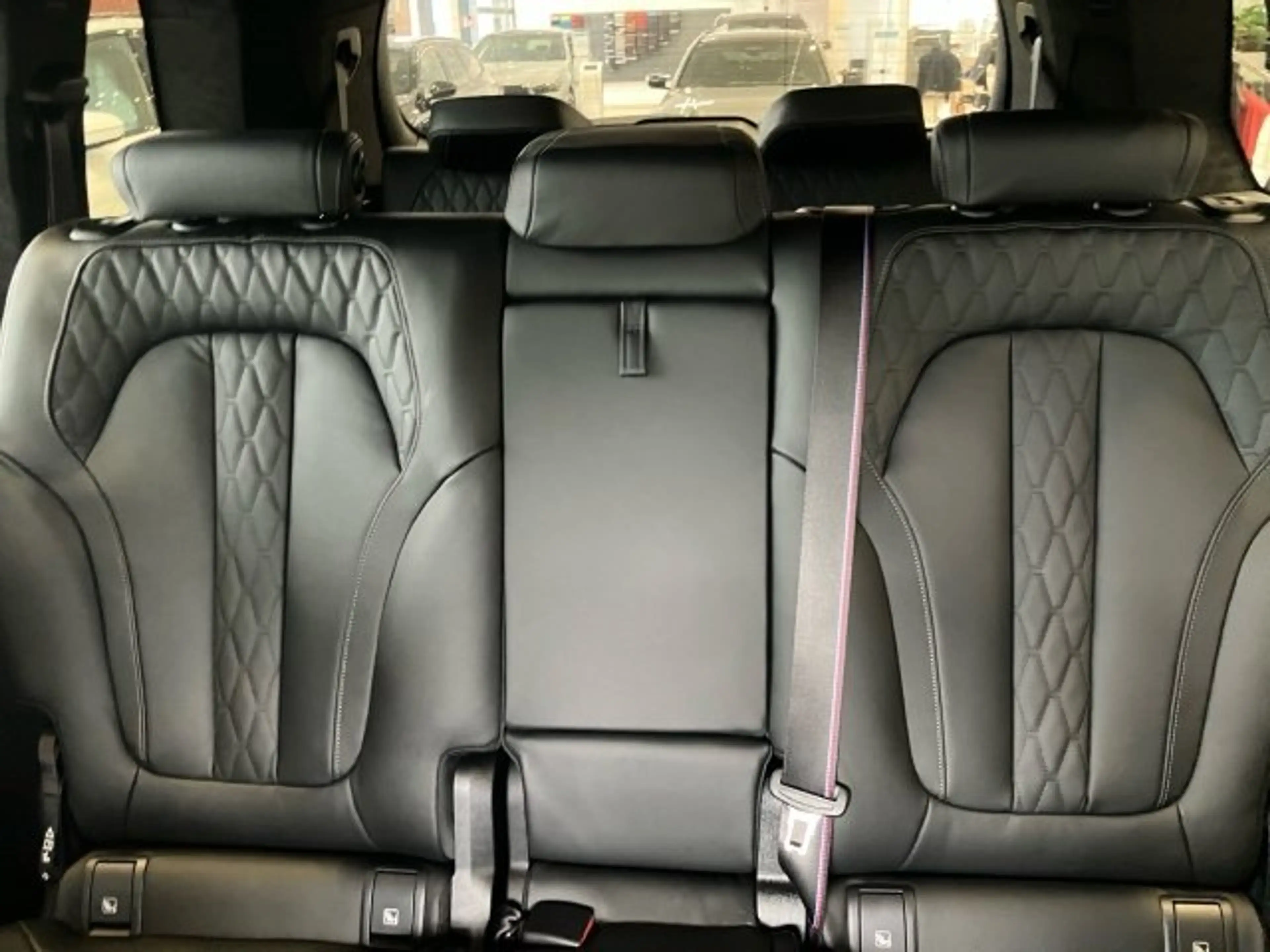BMW X7 xDrive40d G07 B57 — photo 15