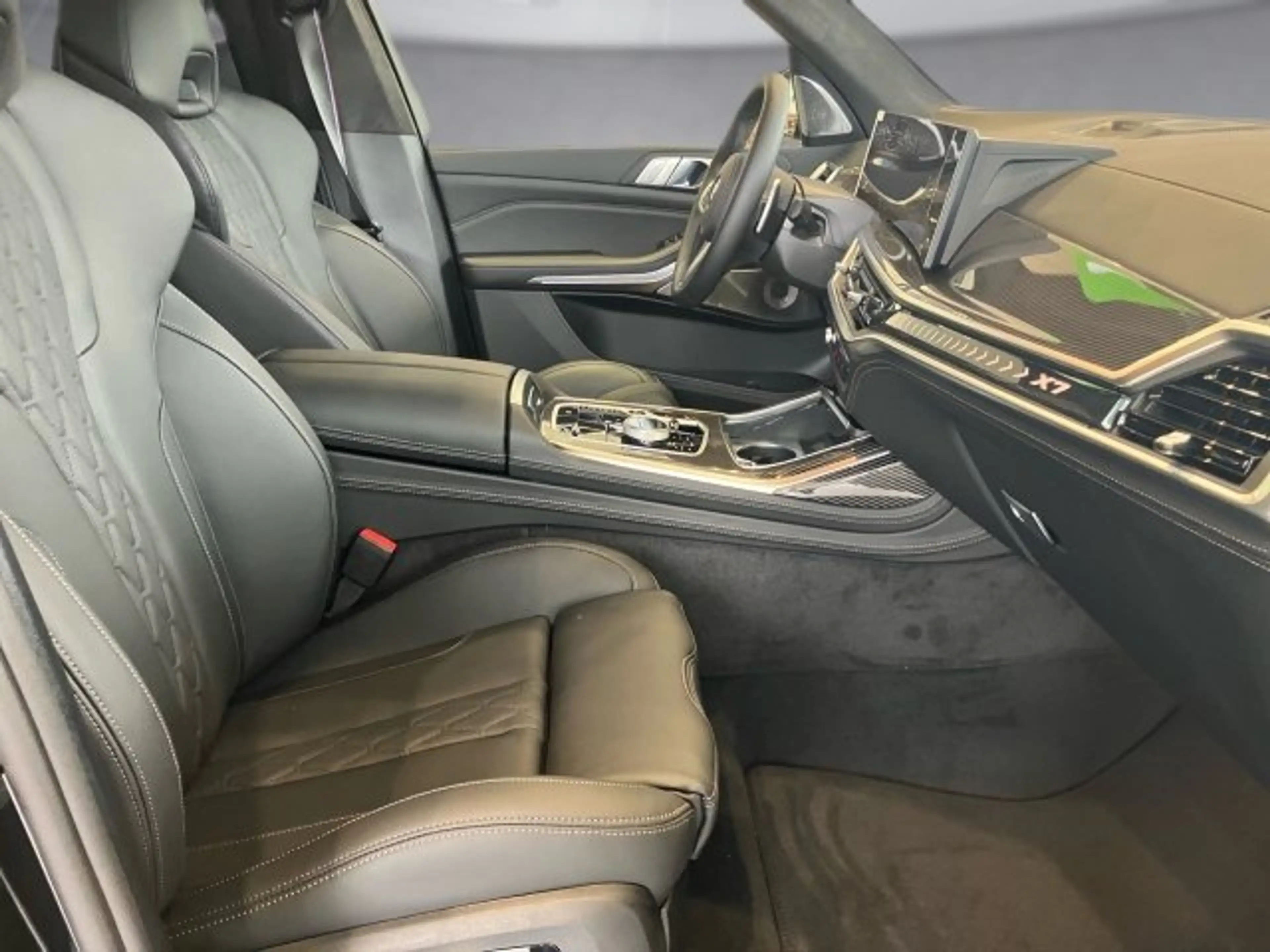BMW X7 xDrive40d G07 B57 — photo 11