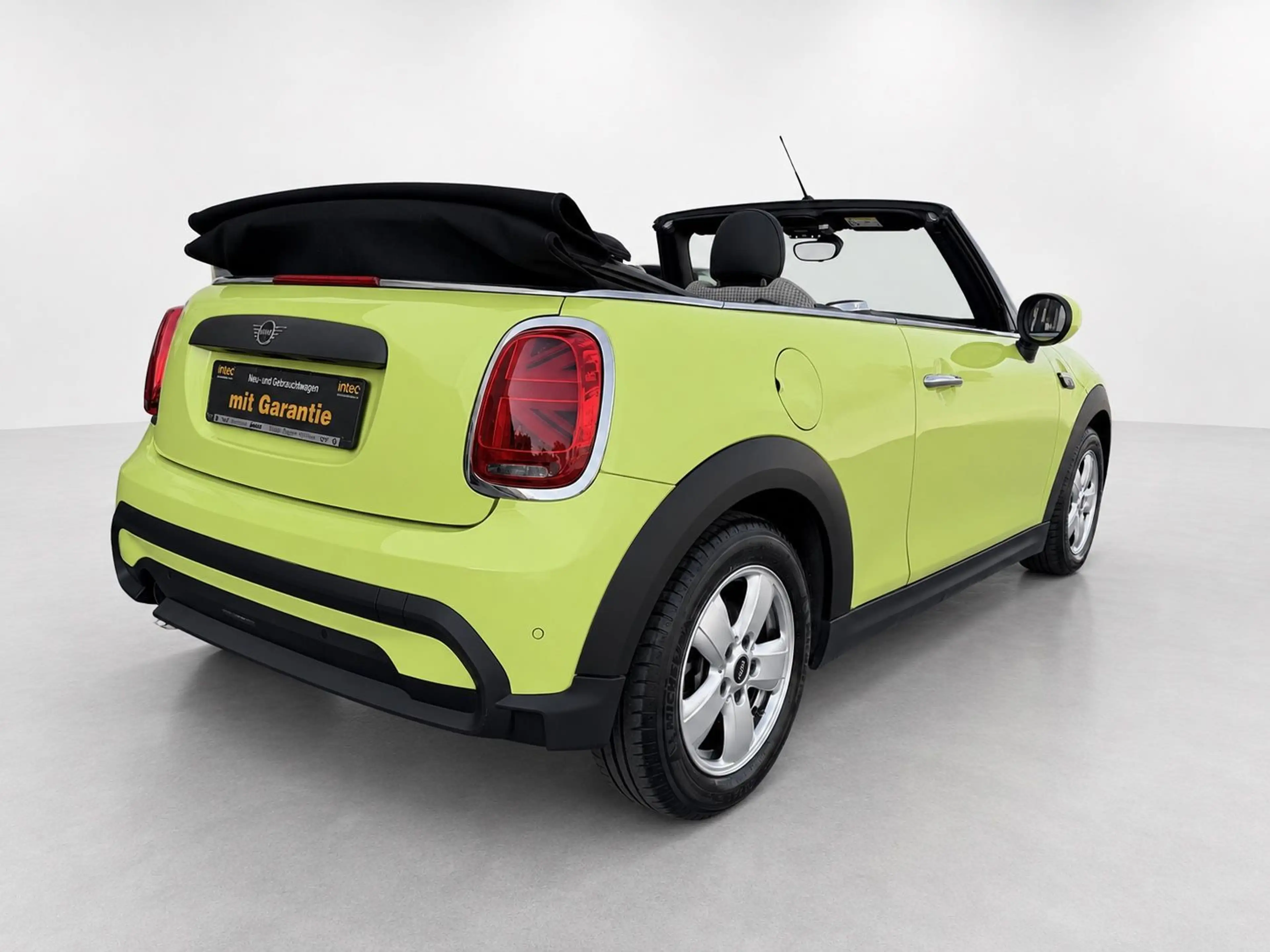 MINI One Cabrio One Classic Trim Navi Ambiente SHZ — photo 12