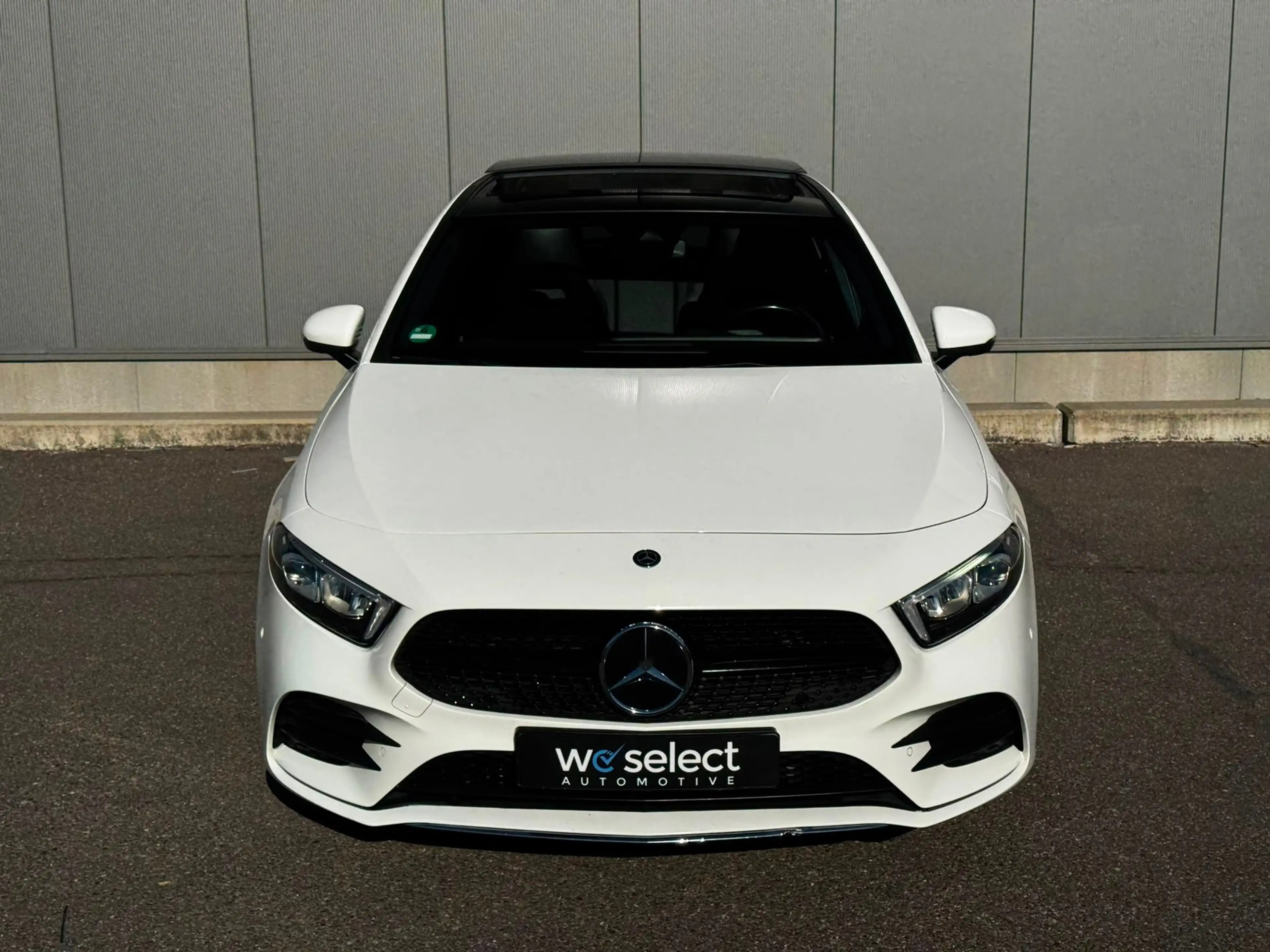 Mercedes-Benz A 200 AMG Pano l Led l Camera l Stoelverwarming l Navi l — photo 3