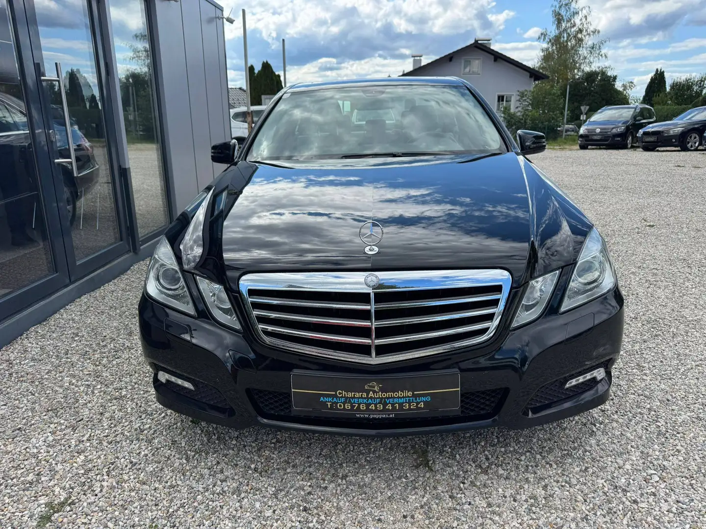 Mercedes-Benz E 220 E 220 CDI BlueEfficiency (212.002) Schwarz - 2