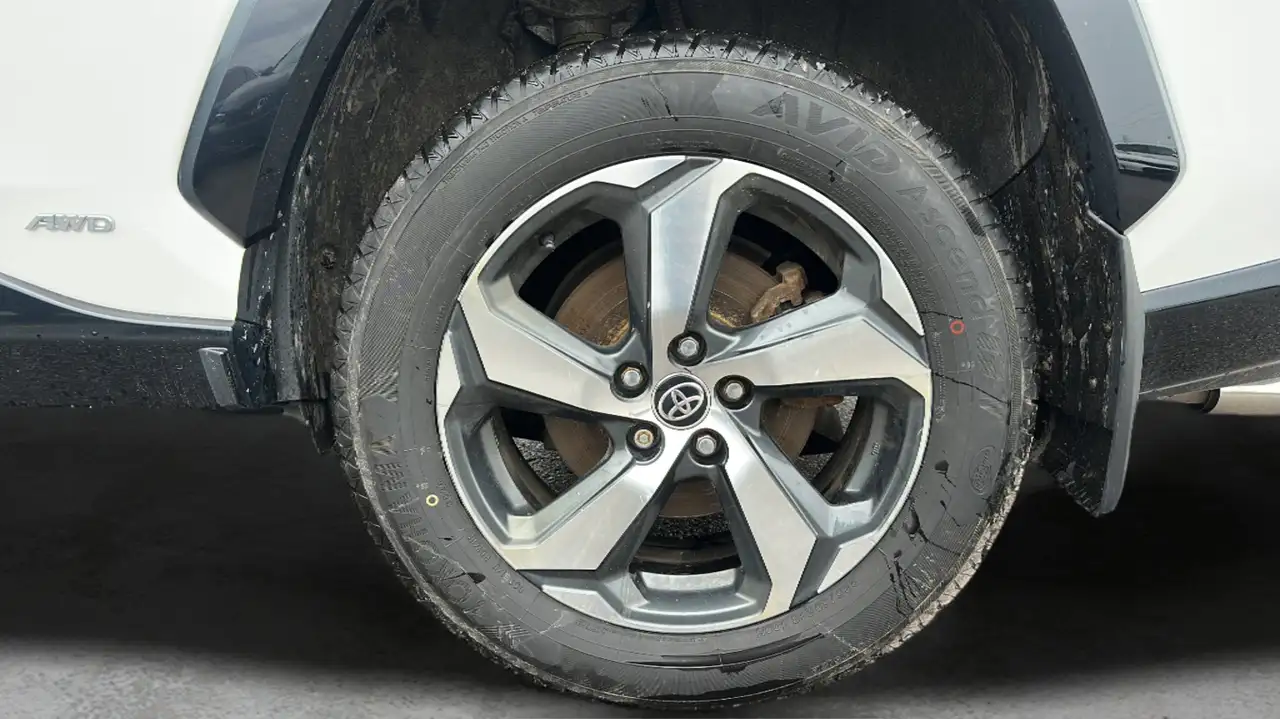 Toyota RAV 4 Prime снимка Toyota RAV 4 Prime