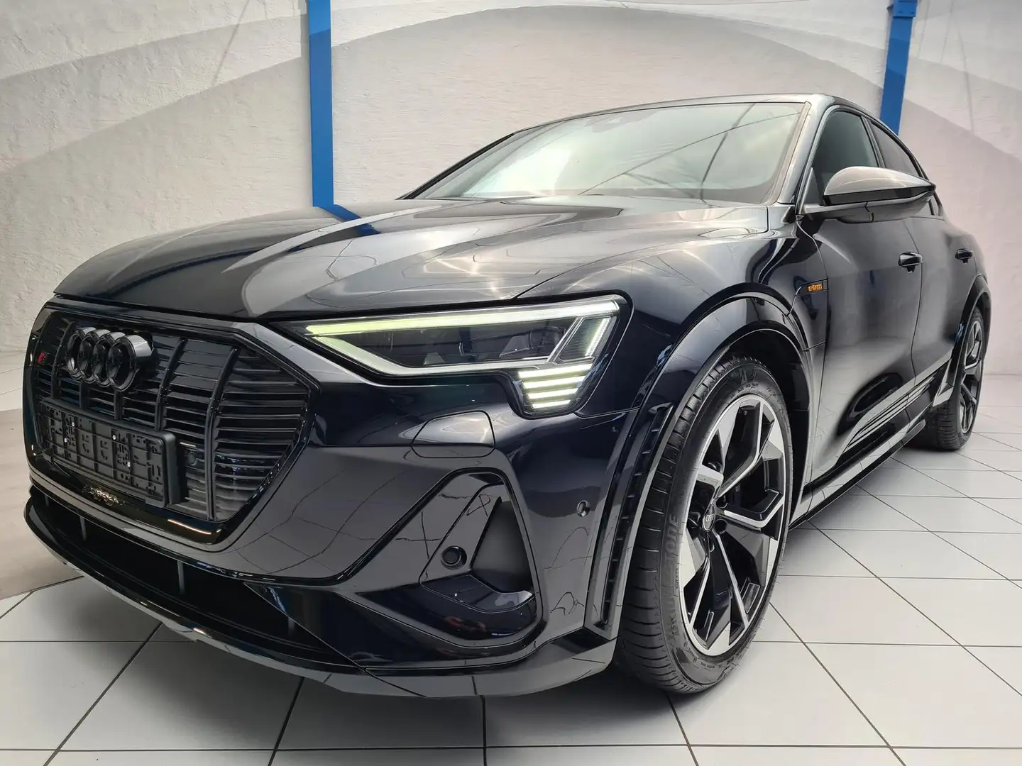Audi e-tron S quattro ACC | Digital-Matrix Noir - 2