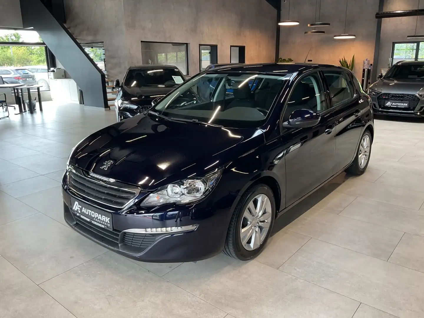 Peugeot 308 Active Navi Bluetooth Tempomat PDC Alu Blau - 1