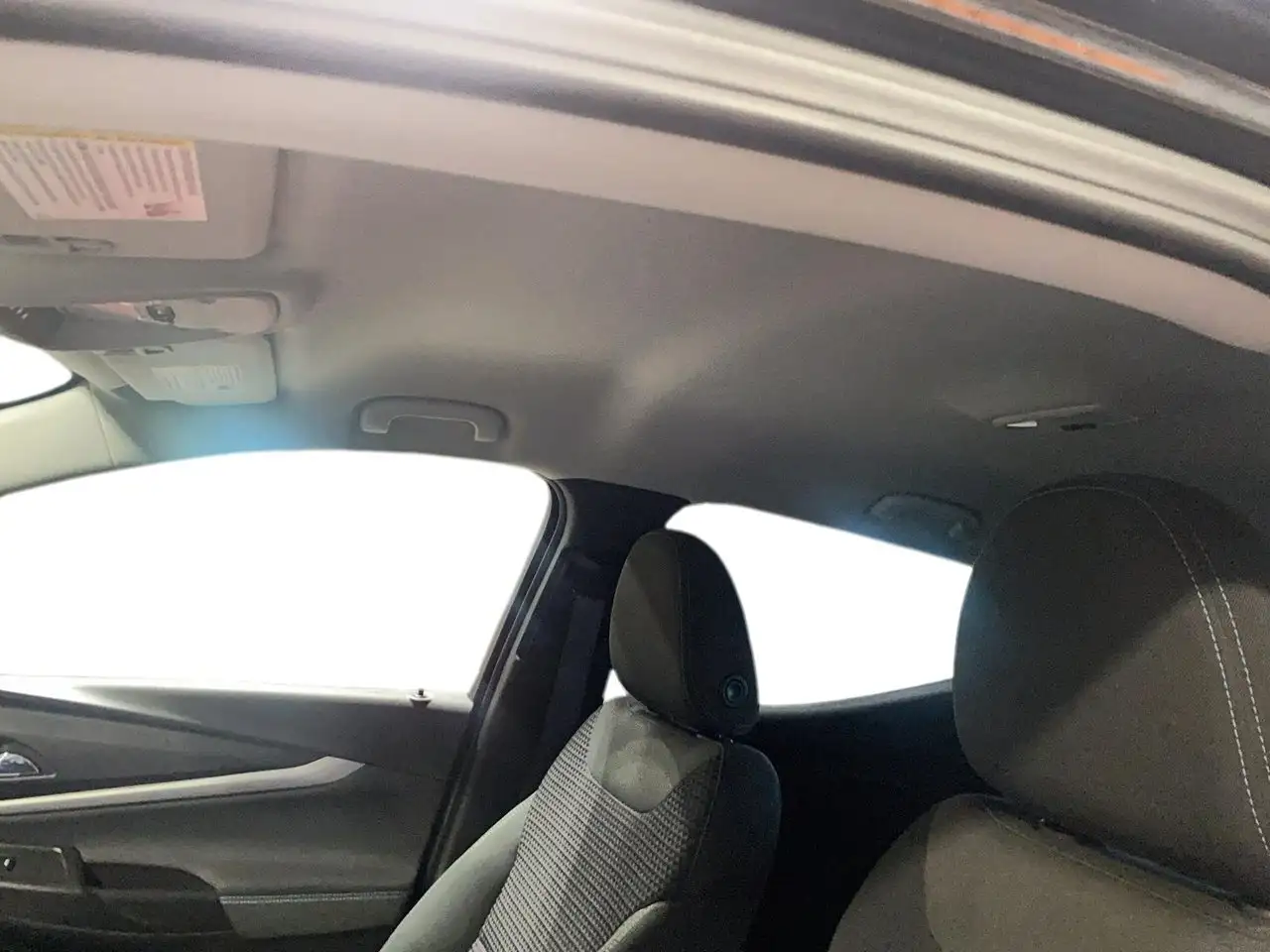 Chevrolet Bolt photo Chevrolet Bolt