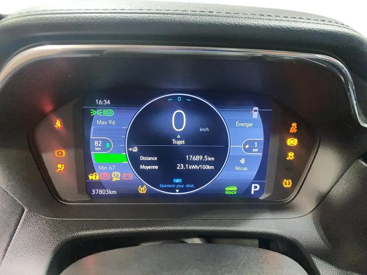 Chevrolet Bolt photo Chevrolet Bolt