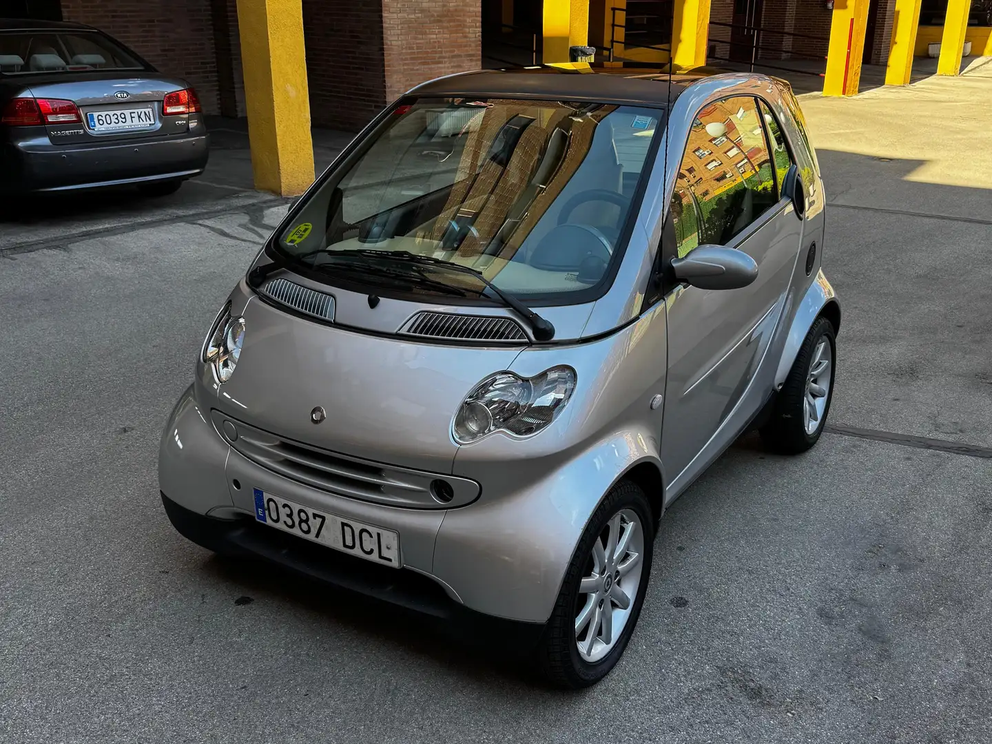 smart forTwo Fortwo Coupé 61cv Passion Aut. Gris - 1