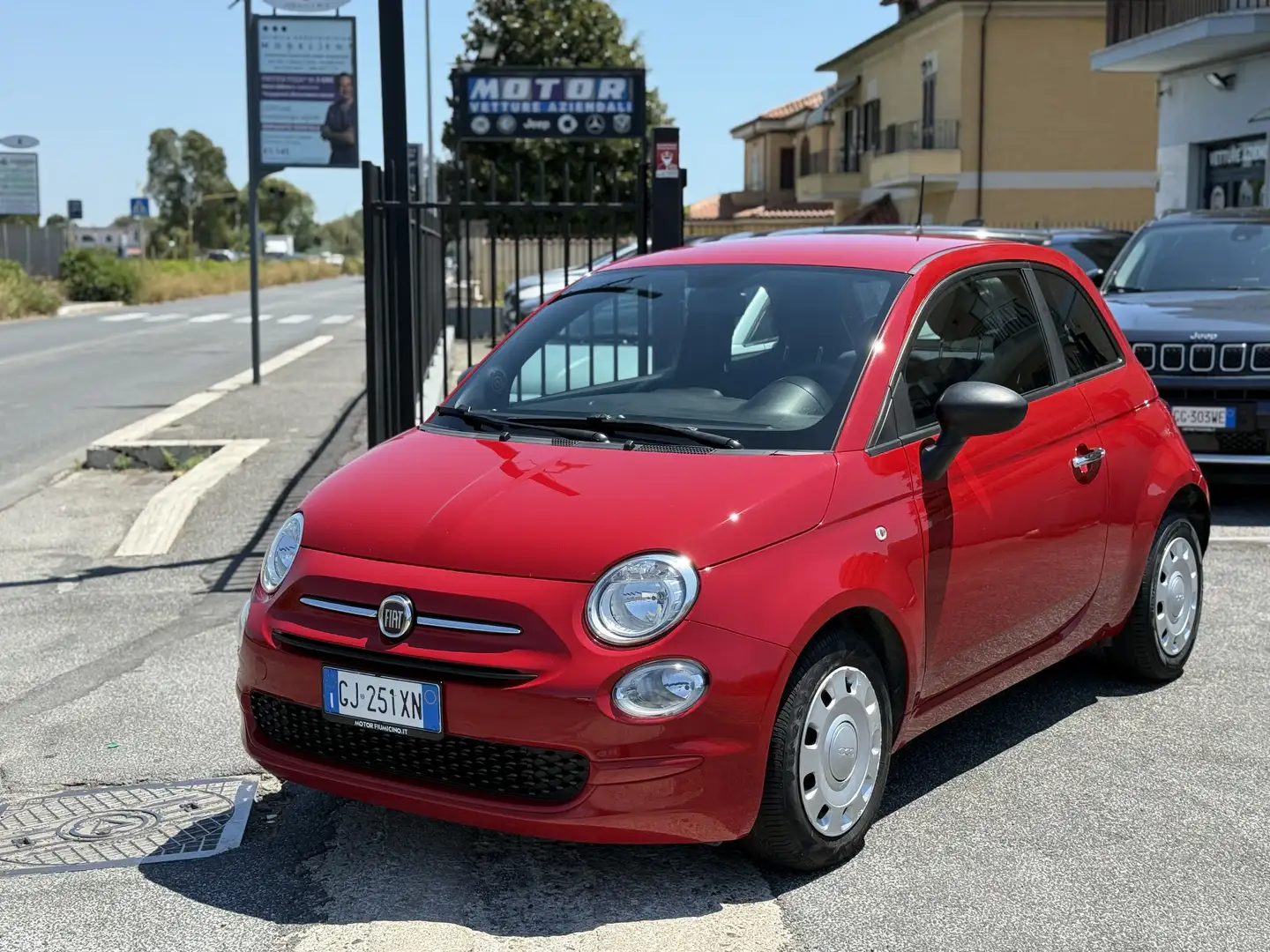 Fiat 500 1.0 hybrid Cult 70cv Uff Fiat Aziendale Rojo - 1