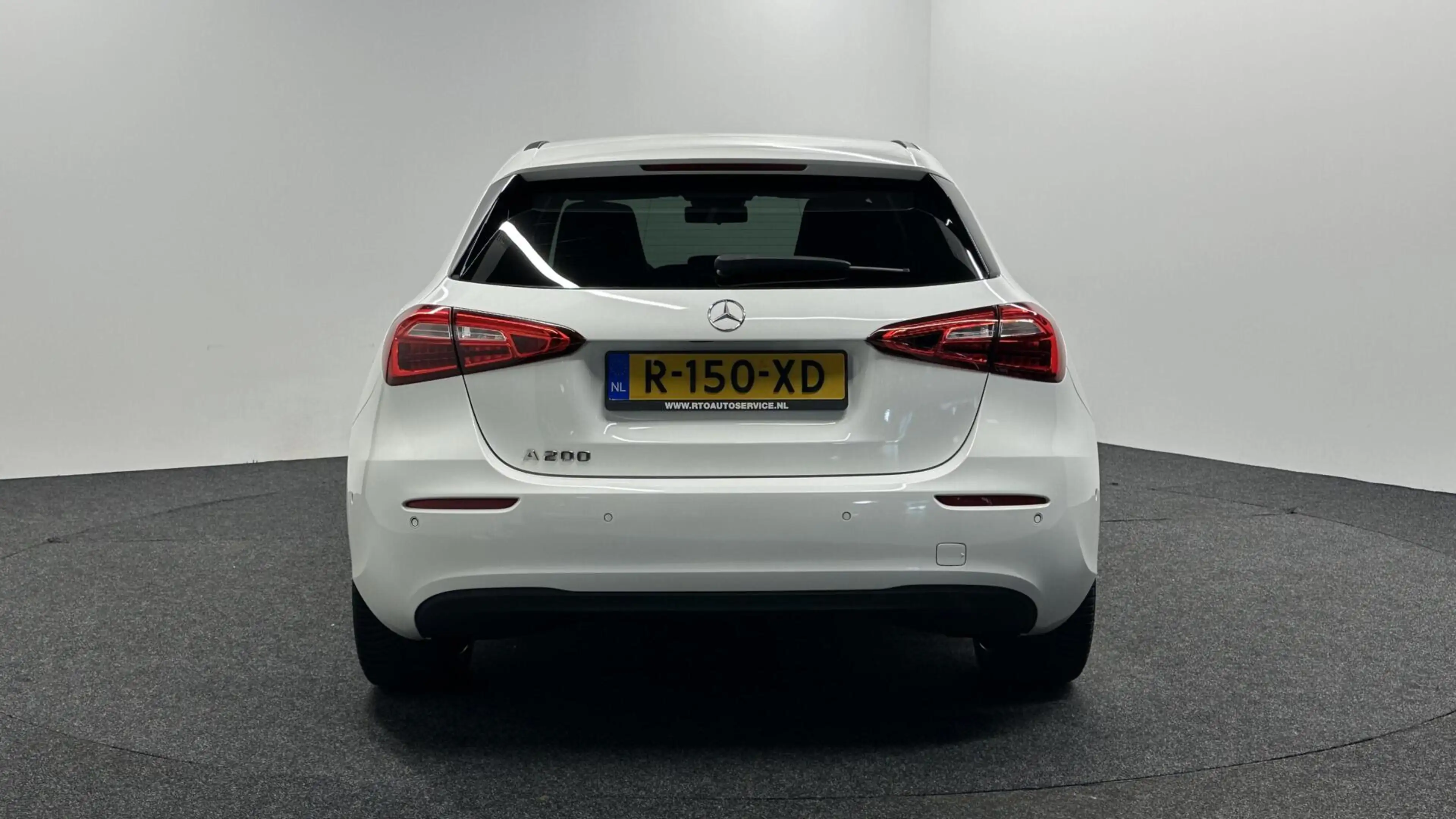 Mercedes-Benz A 200 Advantage LEER NAVI CAMERA CRUISE LM ECC. — photo 7
