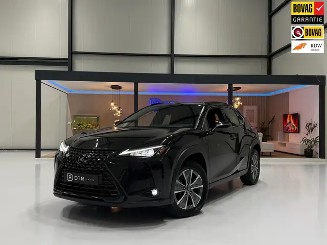 Lexus UX 300e Business 54 kWh Led Leder Memory Carplay Clima Cam