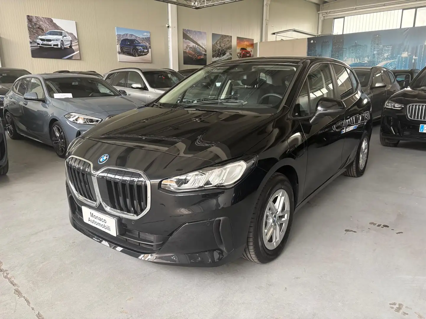 BMW 225 Serie 2 U06 225e Active Tourer xdrive auto Schwarz - 1