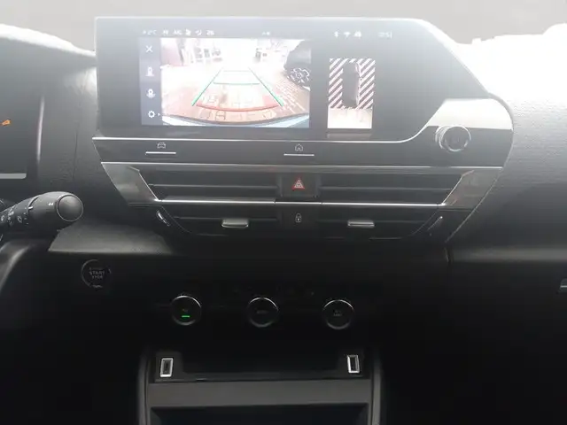 Citroen C4 view 12
