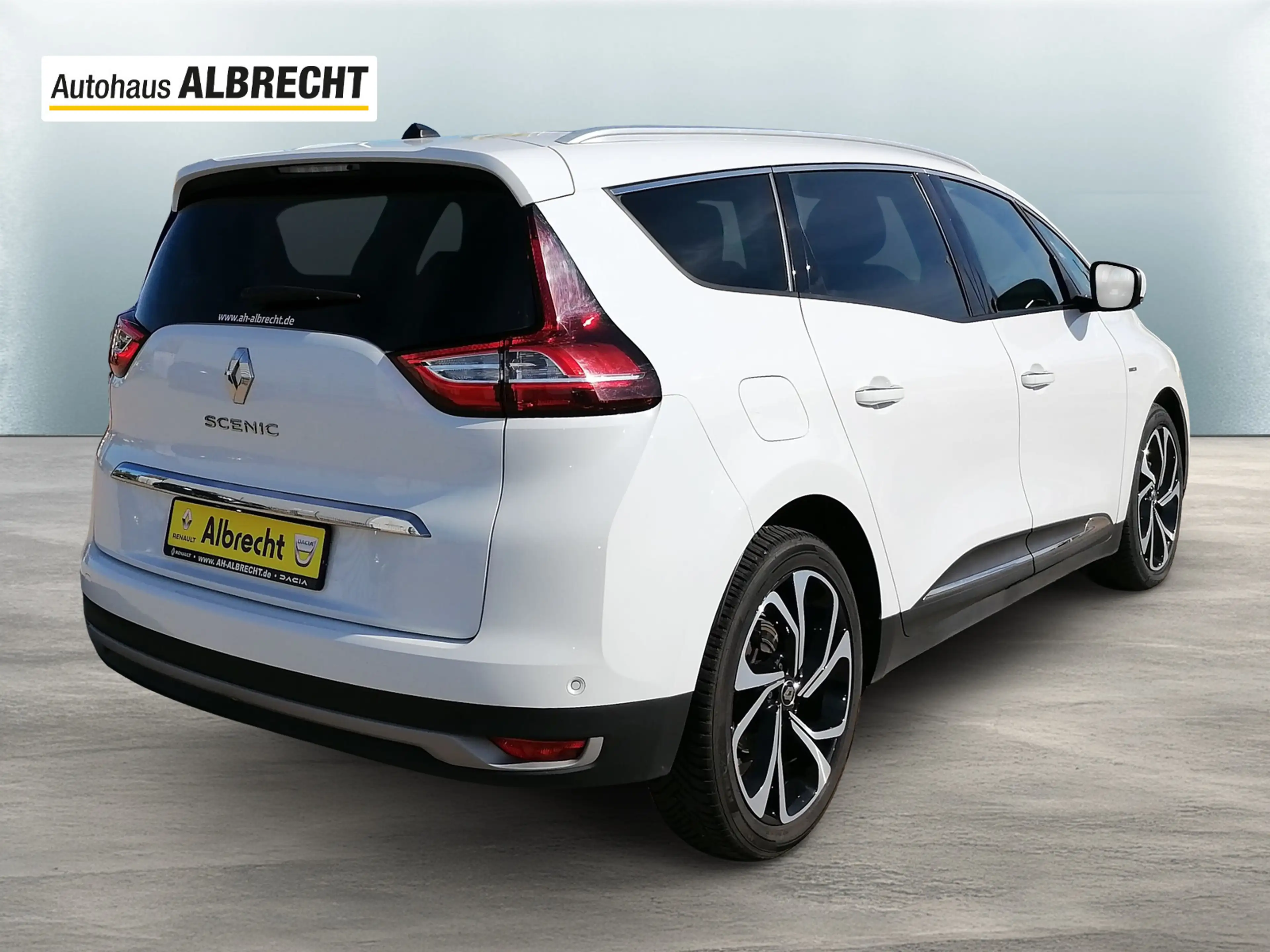 Renault Grand Scenic BOSE-Edition 1.7 BLUE dCi 120 — photo 12