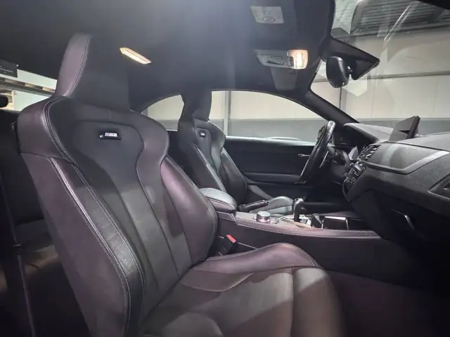 BMW M2 view 10