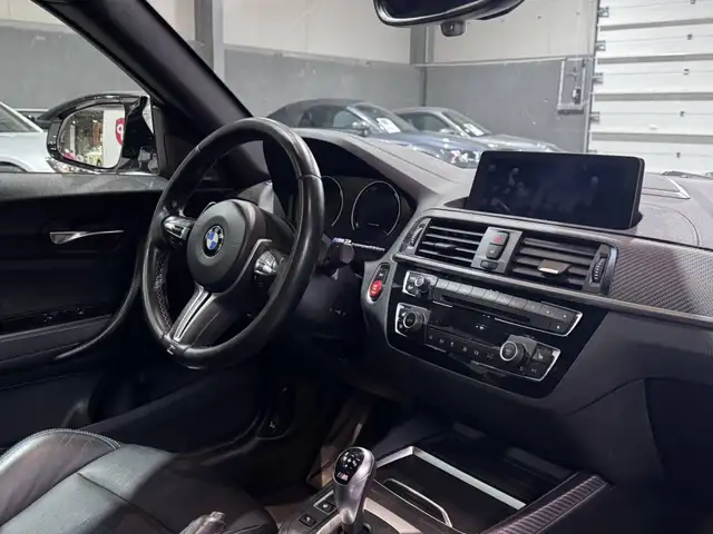 BMW M2 view 8