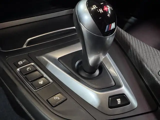 BMW M2 view 12