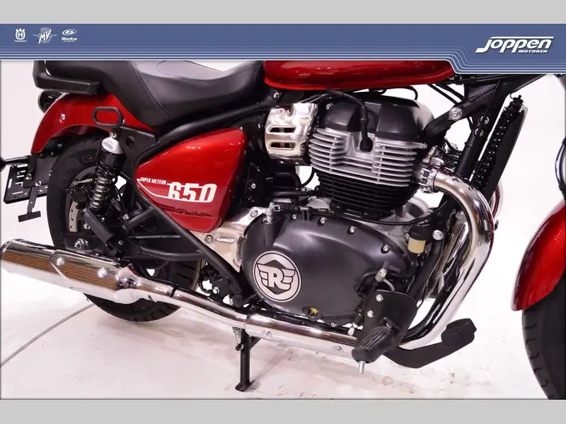 Royal Enfield Super Meteor 650 - foto 8