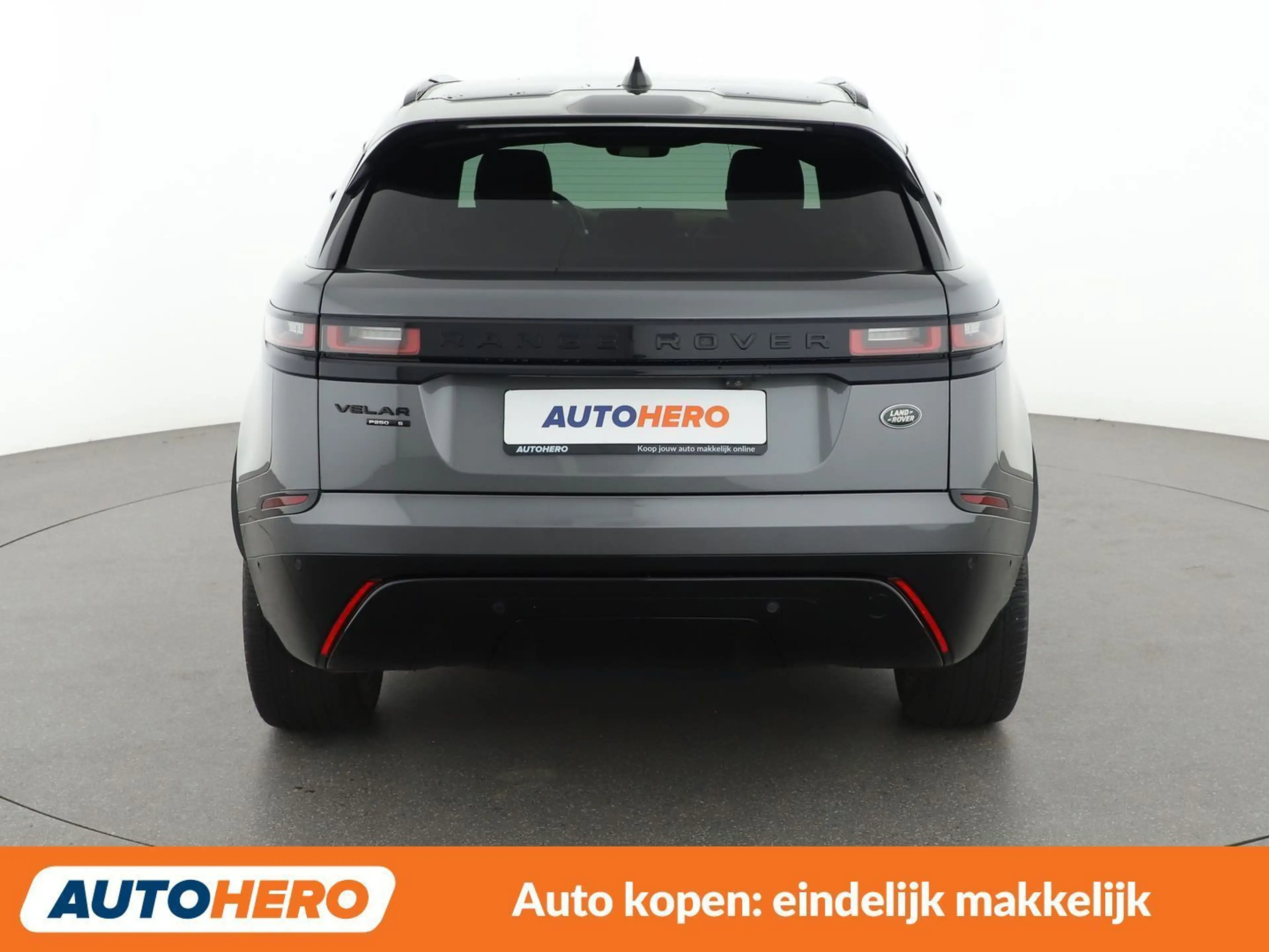 Land Rover Range Rover Velar 2.0 Turbo S R-Dynamic — photo 5