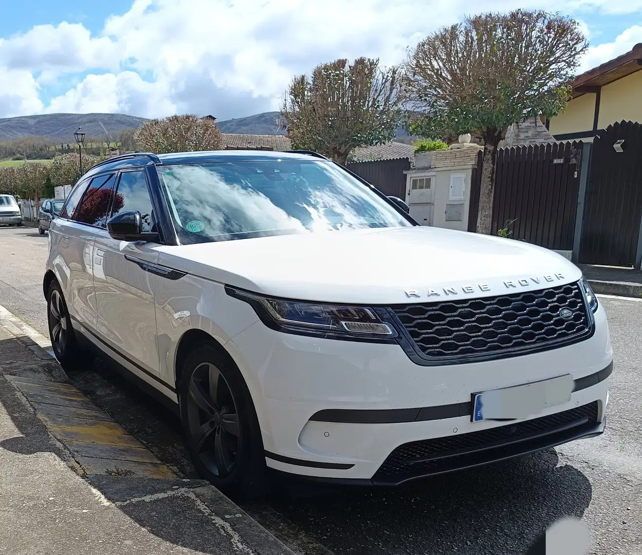 Land Rover Range Rover Velar 2.0D HSE 4WD Aut. 240 - 1