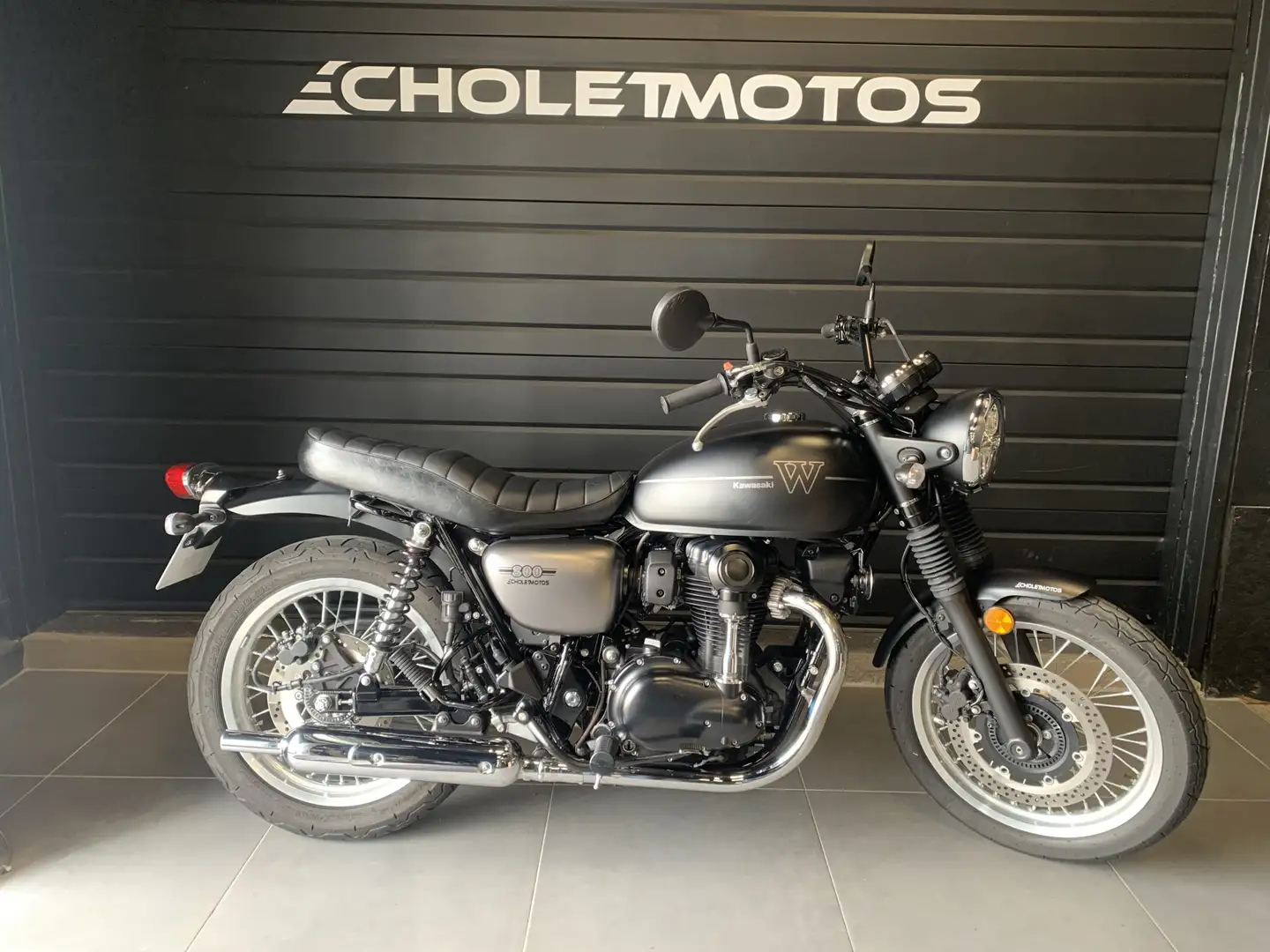 Kawasaki W 800 Negro - 1