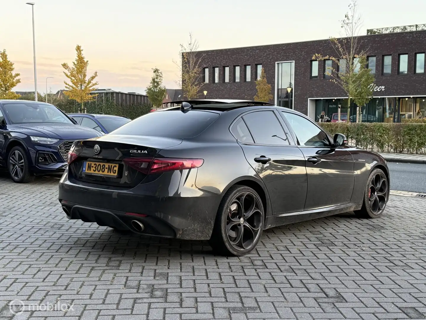 Alfa Romeo Giulia 2.0 T AWD Veloce Panodak 19 inch Carplay Navi Came Noir - 2