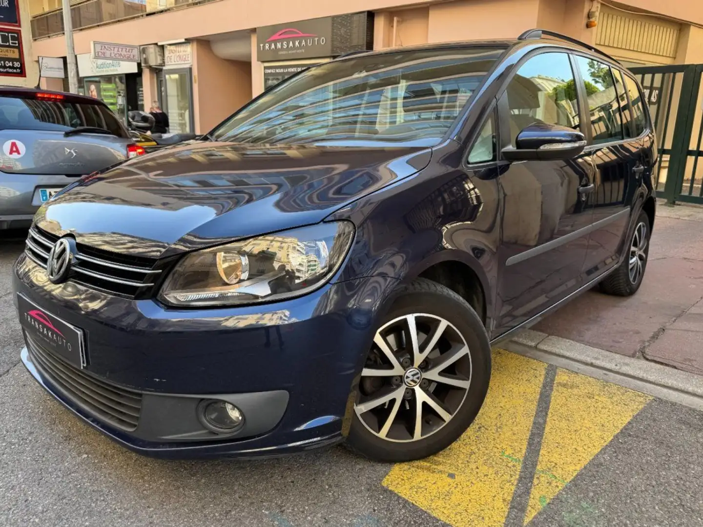 Volkswagen Touran 1.6l TDI 105 CV Confortline 7pl Bleu - 1