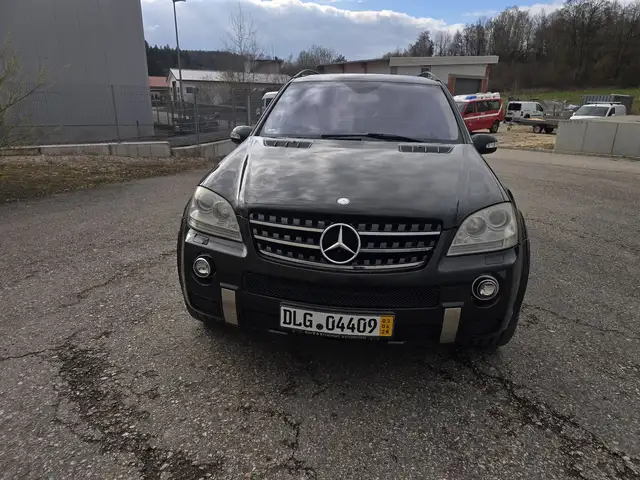 Mercedes-Benz ML 63 AMG ML 63 AMG Leder Navi Tüv 09/2027 510PS