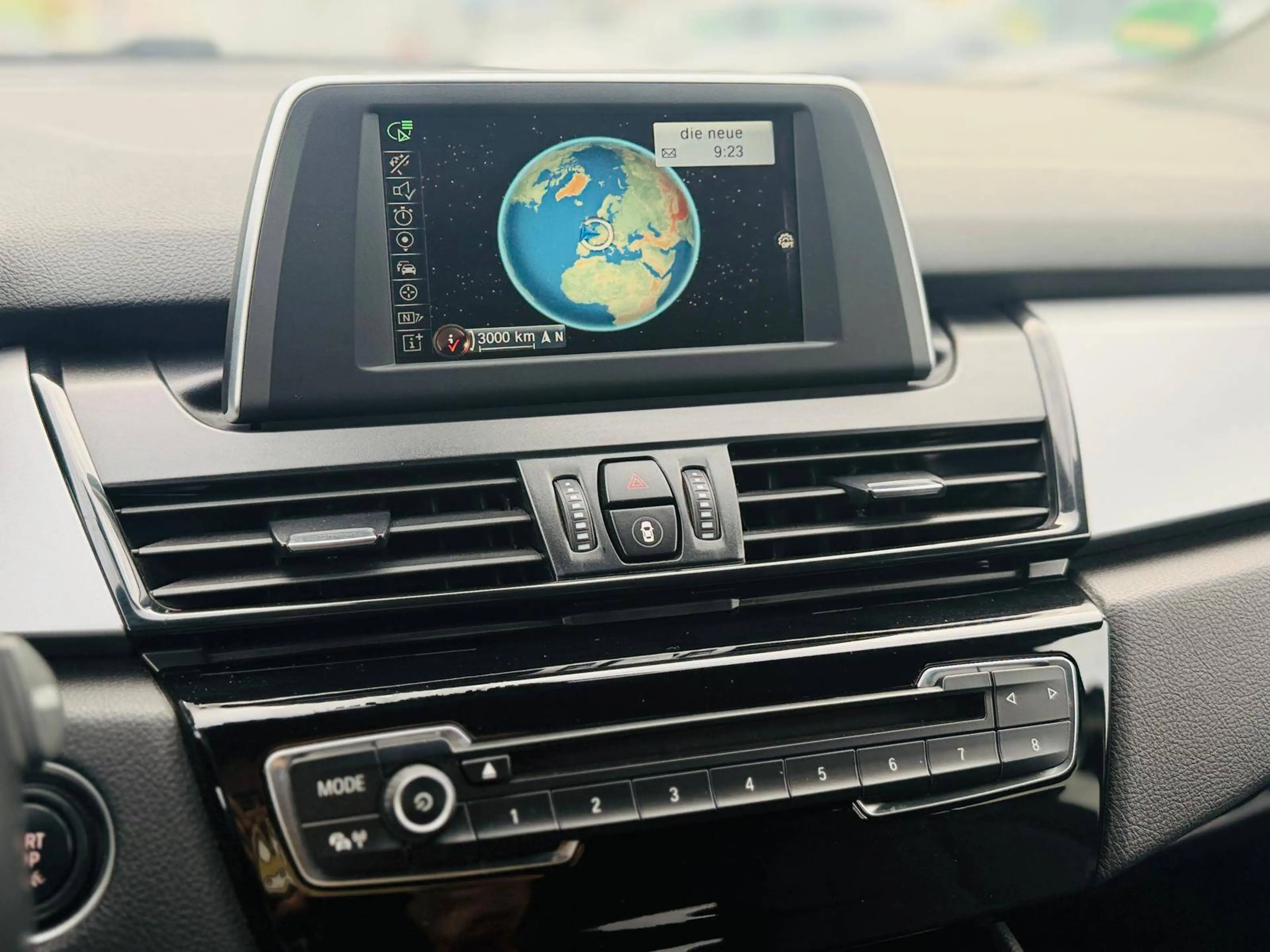 BMW 216 216 d Active Tourer TÜV 05/2028 Service Frisch Finanzierung möglich — photo 14