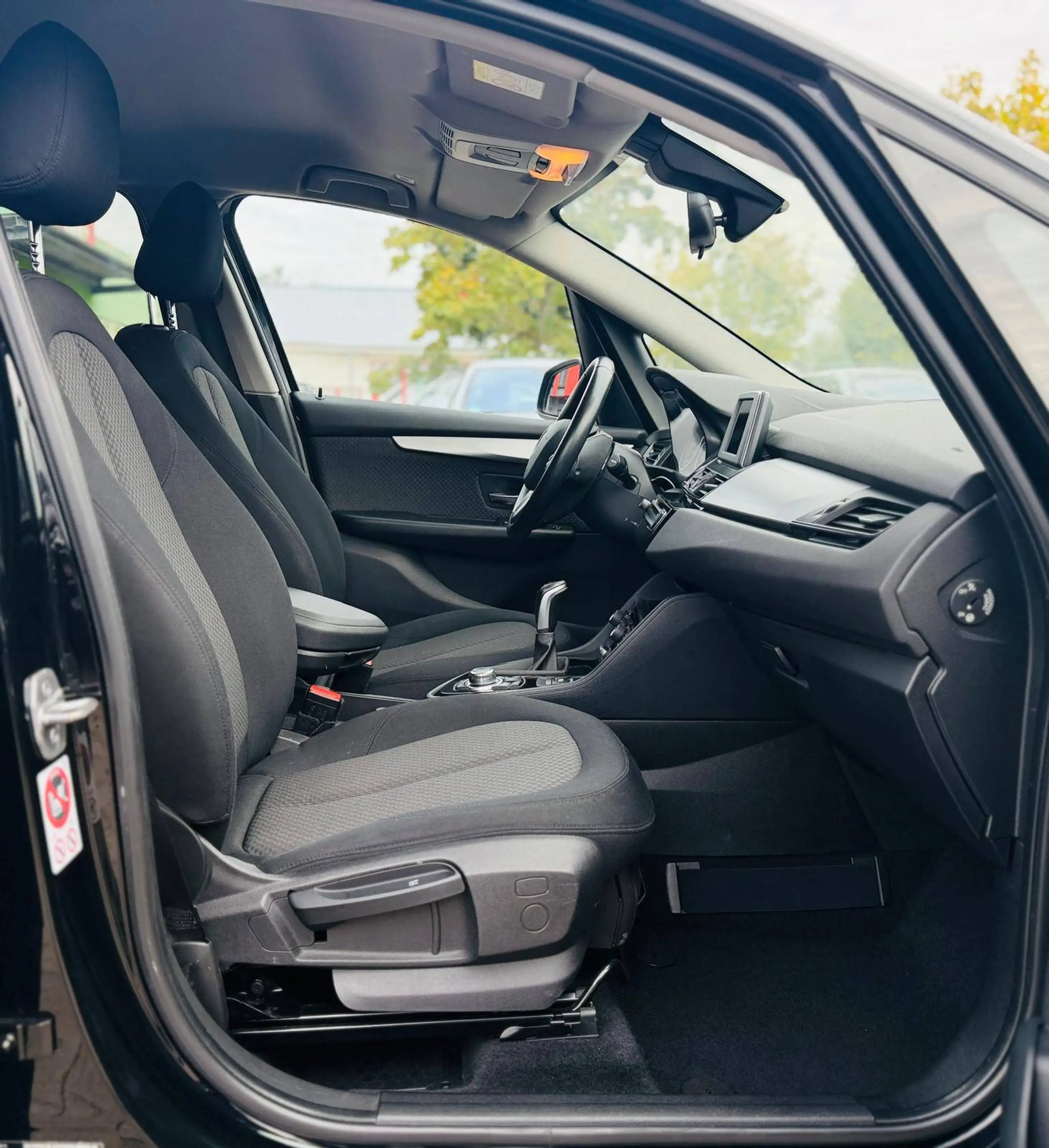 BMW 216 216 d Active Tourer TÜV 05/2028 Service Frisch Finanzierung möglich — photo 9