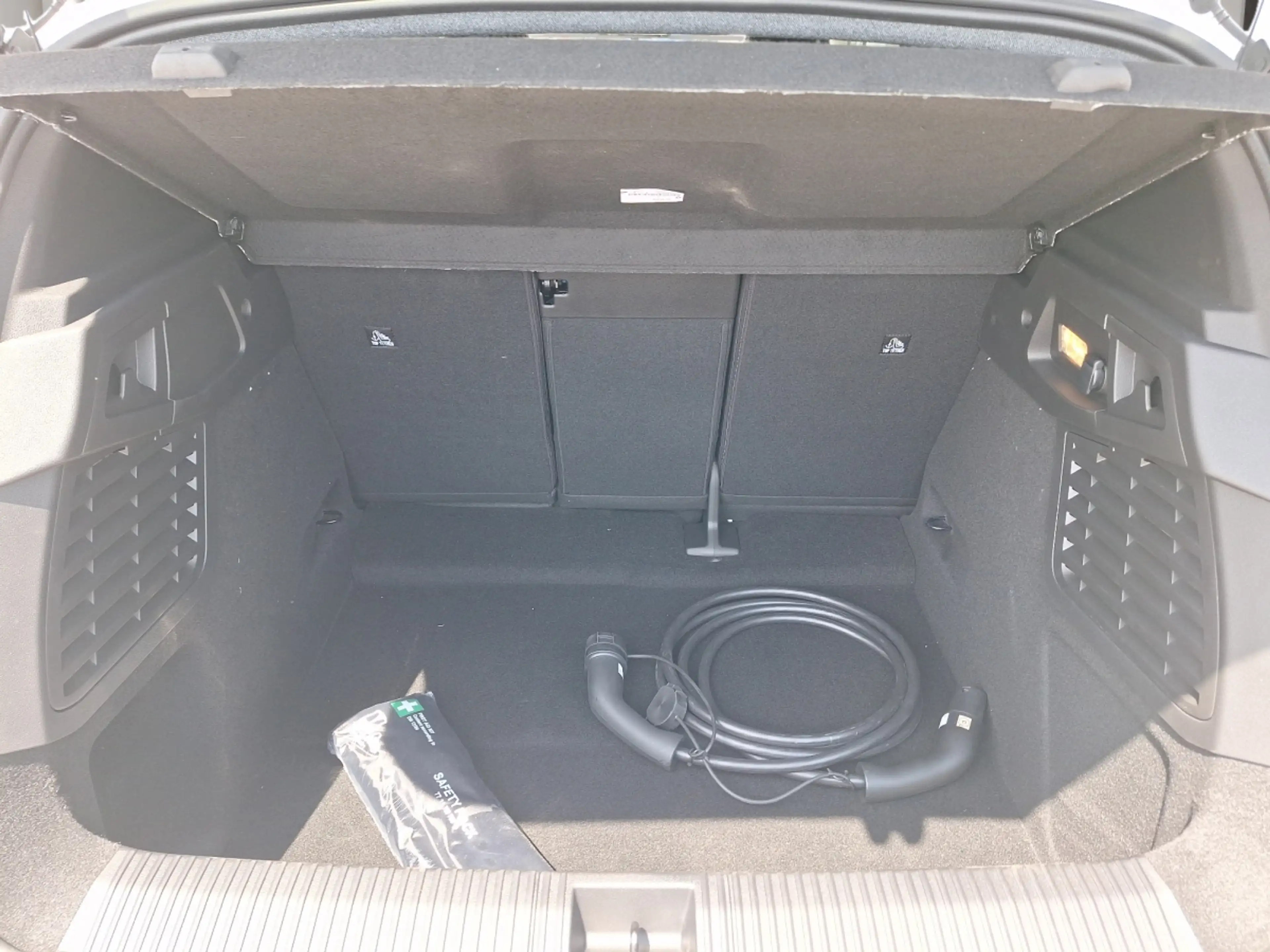Renault Scenic E-Tech Electric Esprit Alpine 220PS — photo 12