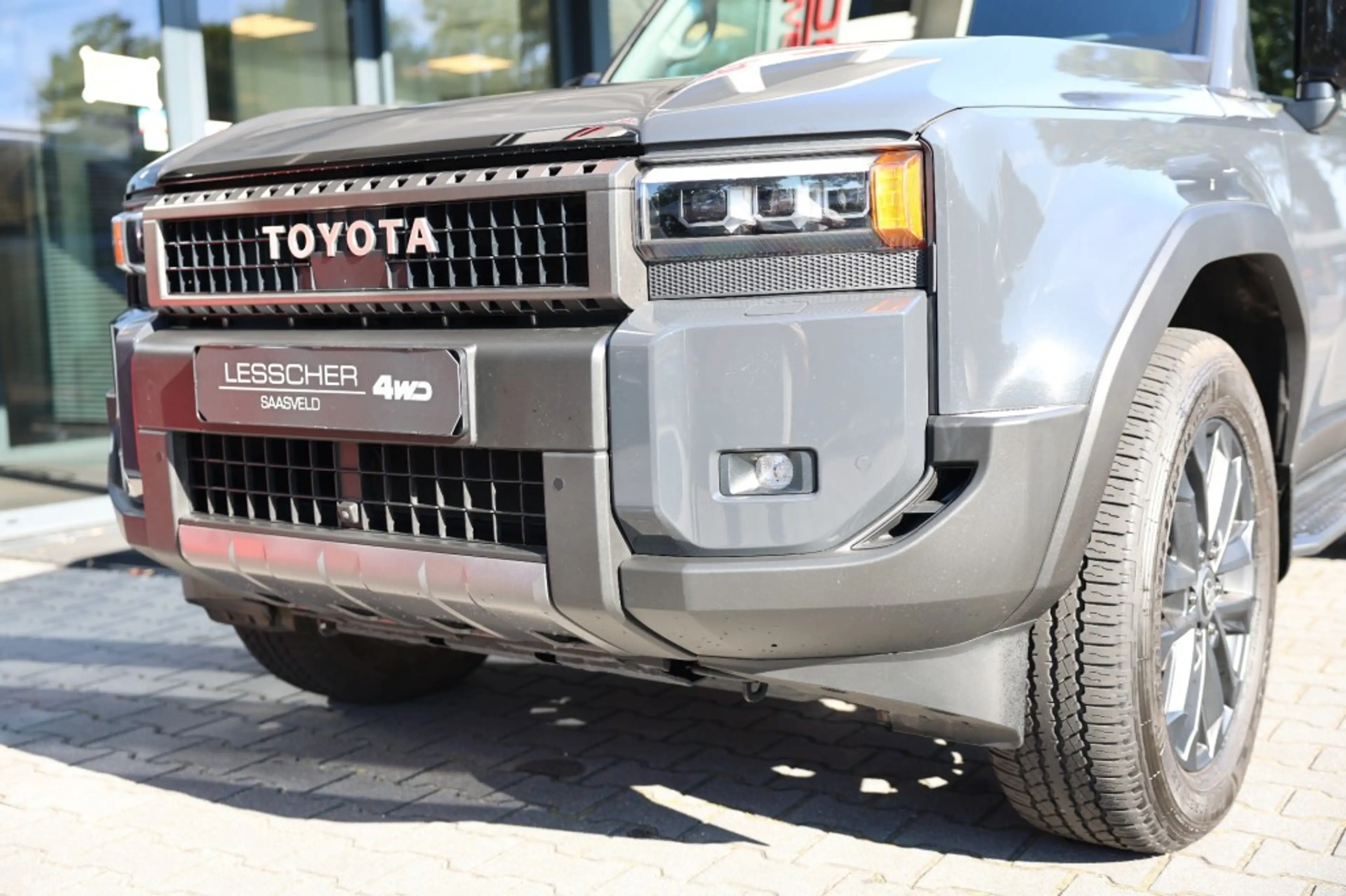 Toyota Land Cruiser 2.8 D-4D 5DRS PROFESSIONAL  A/T VAN — photo 36