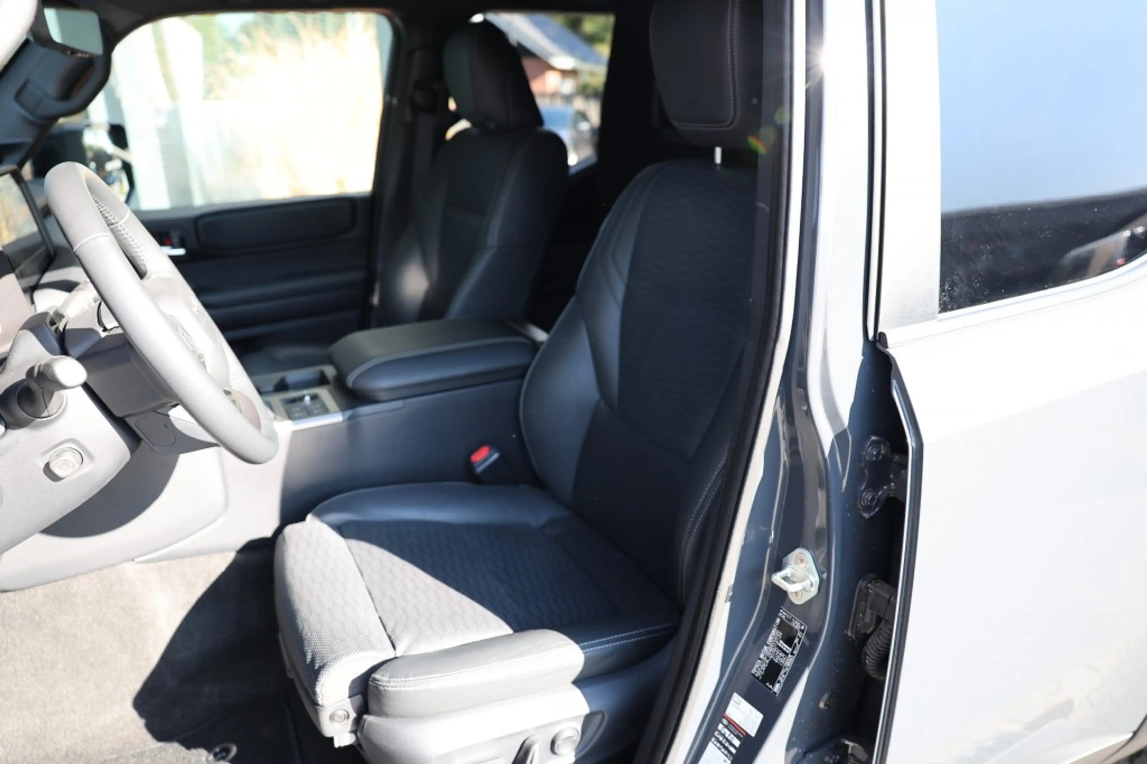 Toyota Land Cruiser 2.8 D-4D 5DRS PROFESSIONAL  A/T VAN — photo 7