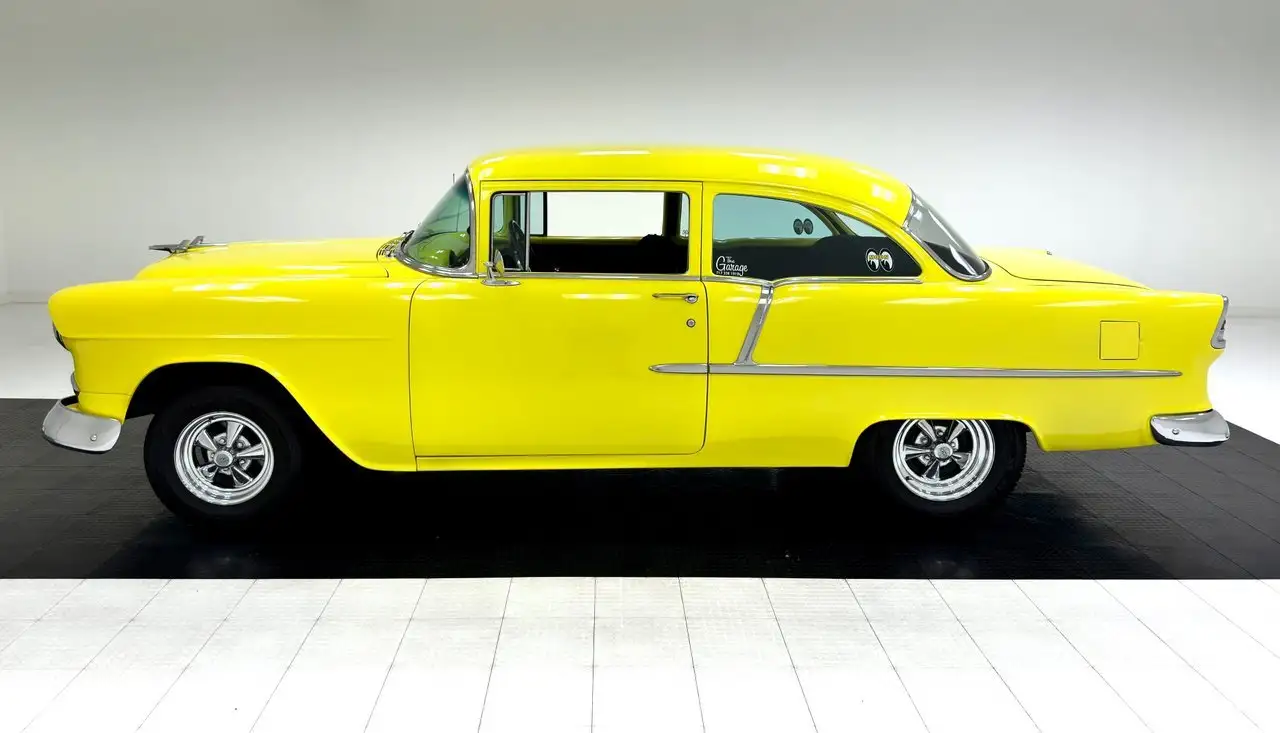 Chevrolet 2-Door Sedan, foto 2