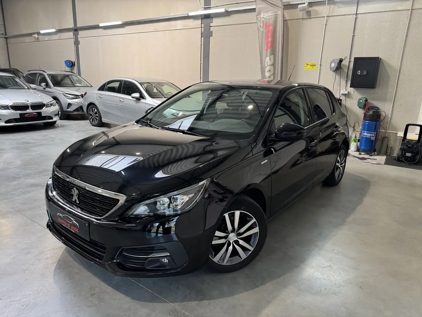 Peugeot 308 STYLE 1.2 PureTech/VIRTUAL/NAVI/GARANTIE Noir - 1