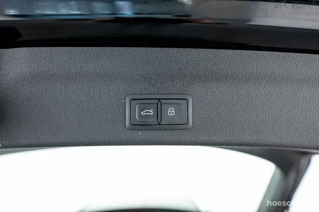 Audi A6 view 9
