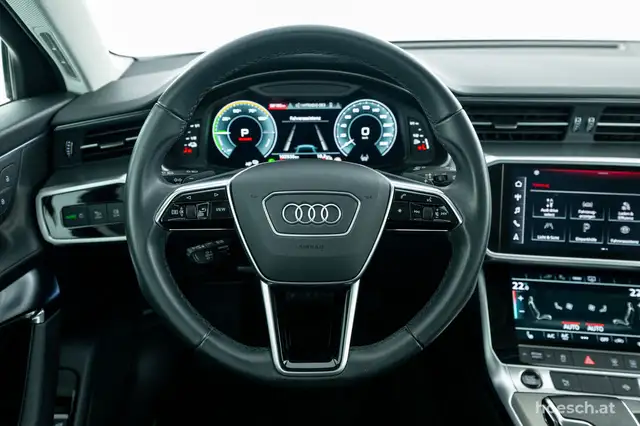 Audi A6 view 6