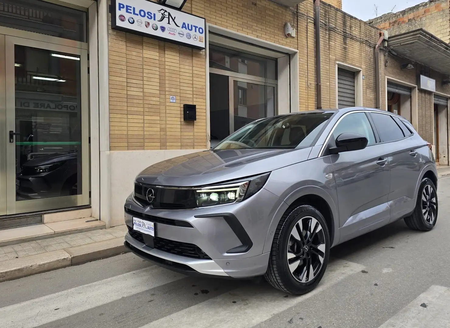 Opel Grandland 1.5 Ecotec 130 cv Elegance EAT8 Grigio - 1