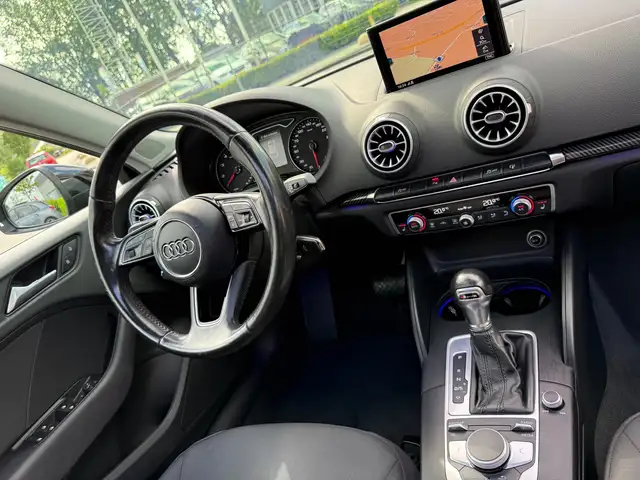 Audi A3 view 16