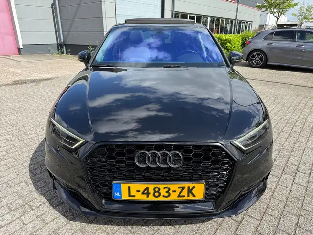 Audi A3 view 6