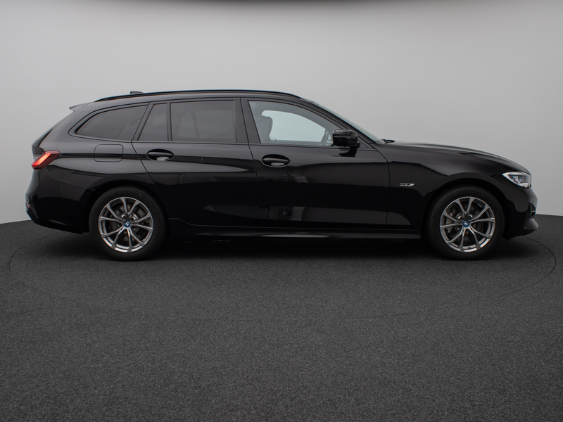 BMW 330 SportLine Laser HUD DAB HiFi Komfort PDC — photo 5