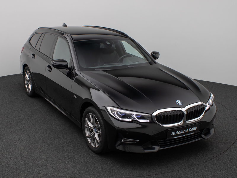 BMW 330 SportLine Laser HUD DAB HiFi Komfort PDC — photo 3