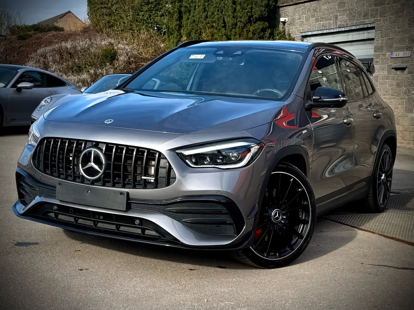 Mercedes-Benz GLA 35 AMG 4-Matic Aero Pack !! Grey - 1