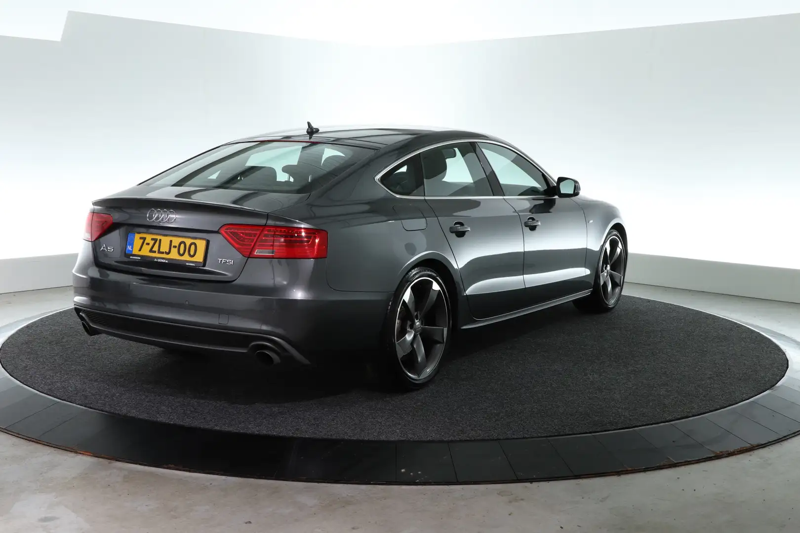 Audi A5 Sportback 1.8 TFSI Sport Edition | AUTOMAAT | S-LI Grau - 2