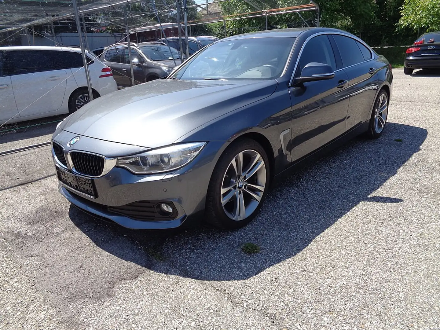 BMW 418 d Gran Coupe Stříbrná - 1