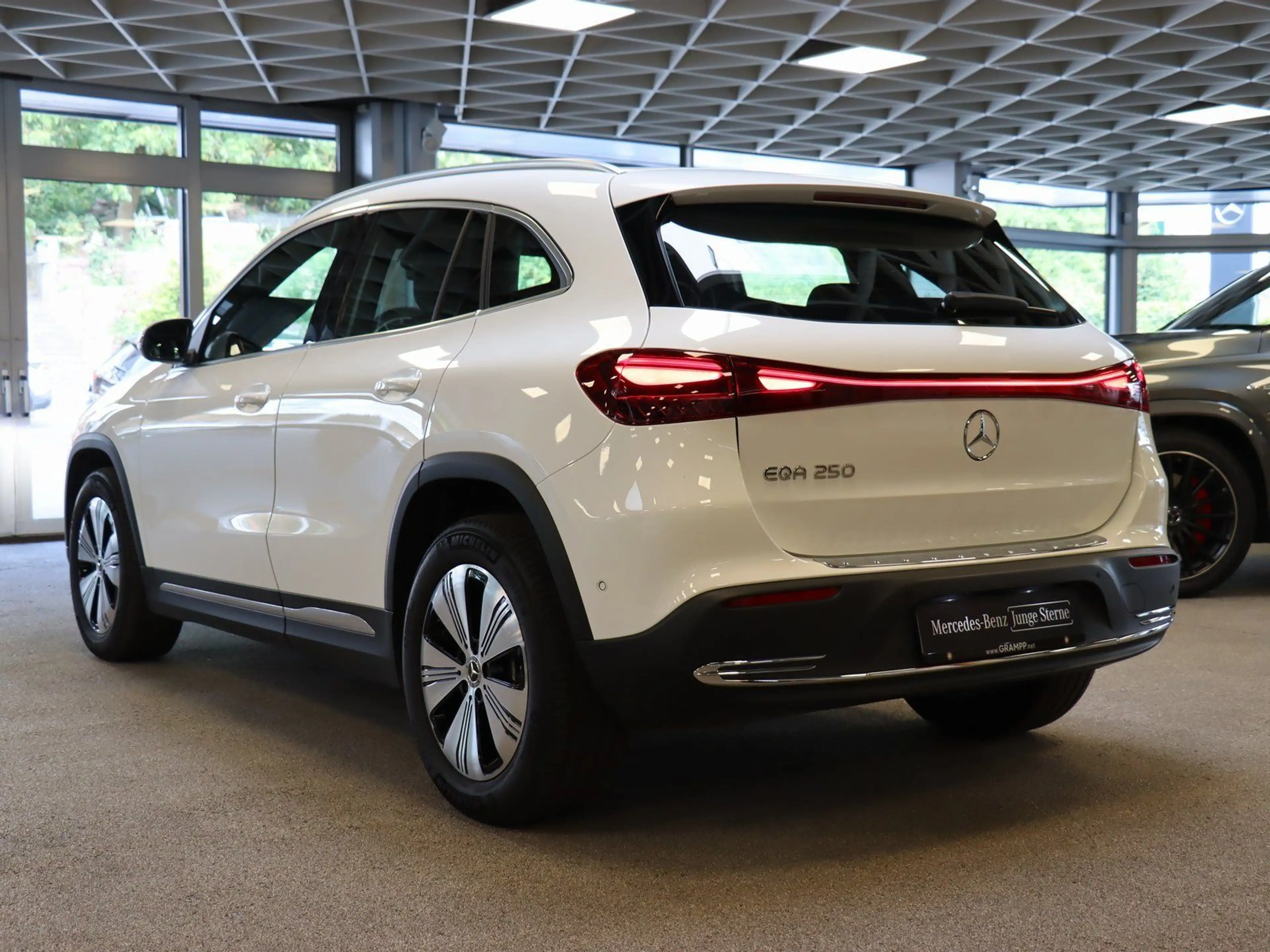 Mercedes-Benz EQA 250 Progressive-Advanced/LED/Kamera — photo 7