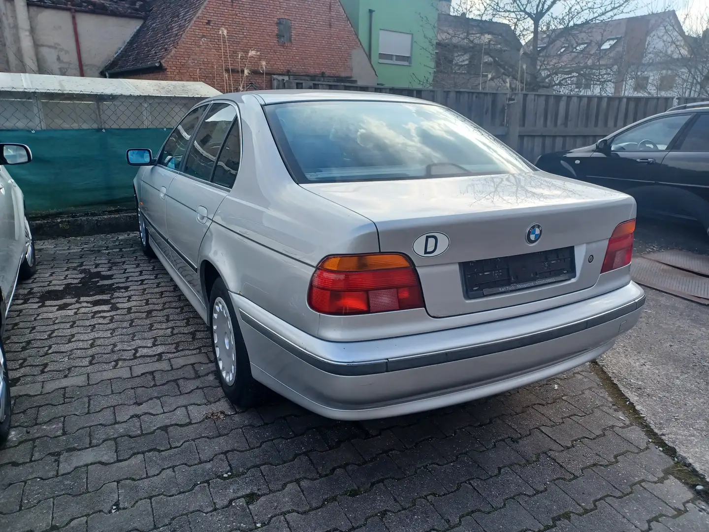 BMW 520 520i  Scheckheft gepfl. Tüv 7/27 4x neue Allwr. Argintiu - 2