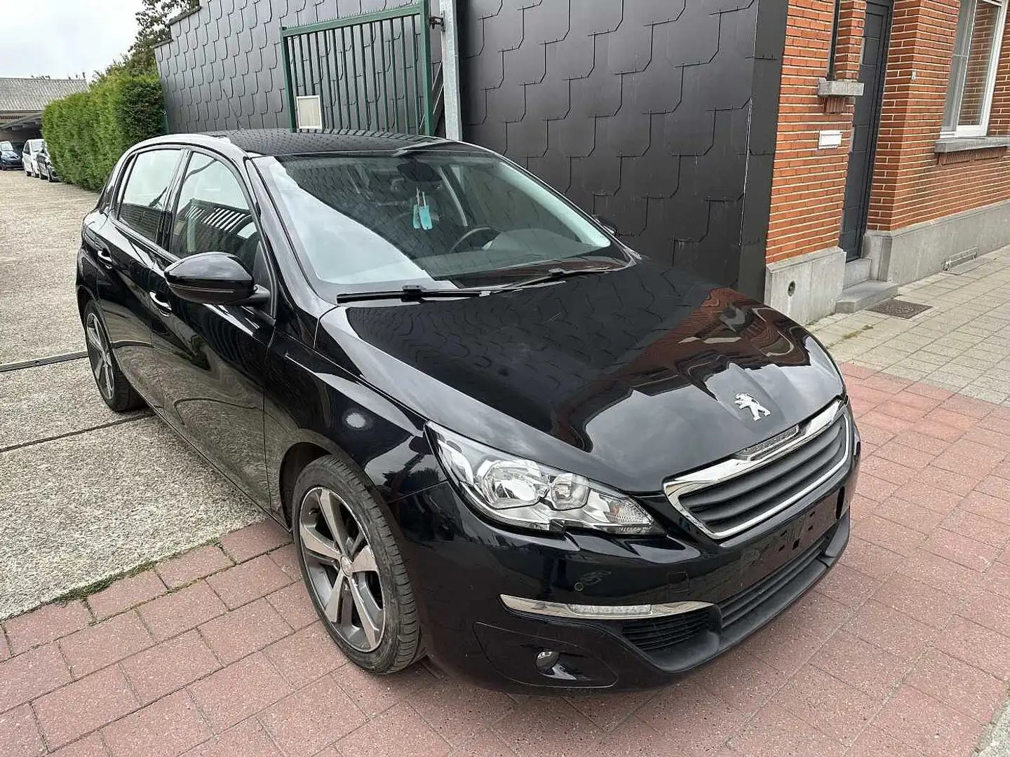 Peugeot 308 1.2I MET 117DKM HANDELAARS & EXPORT Noir - 2