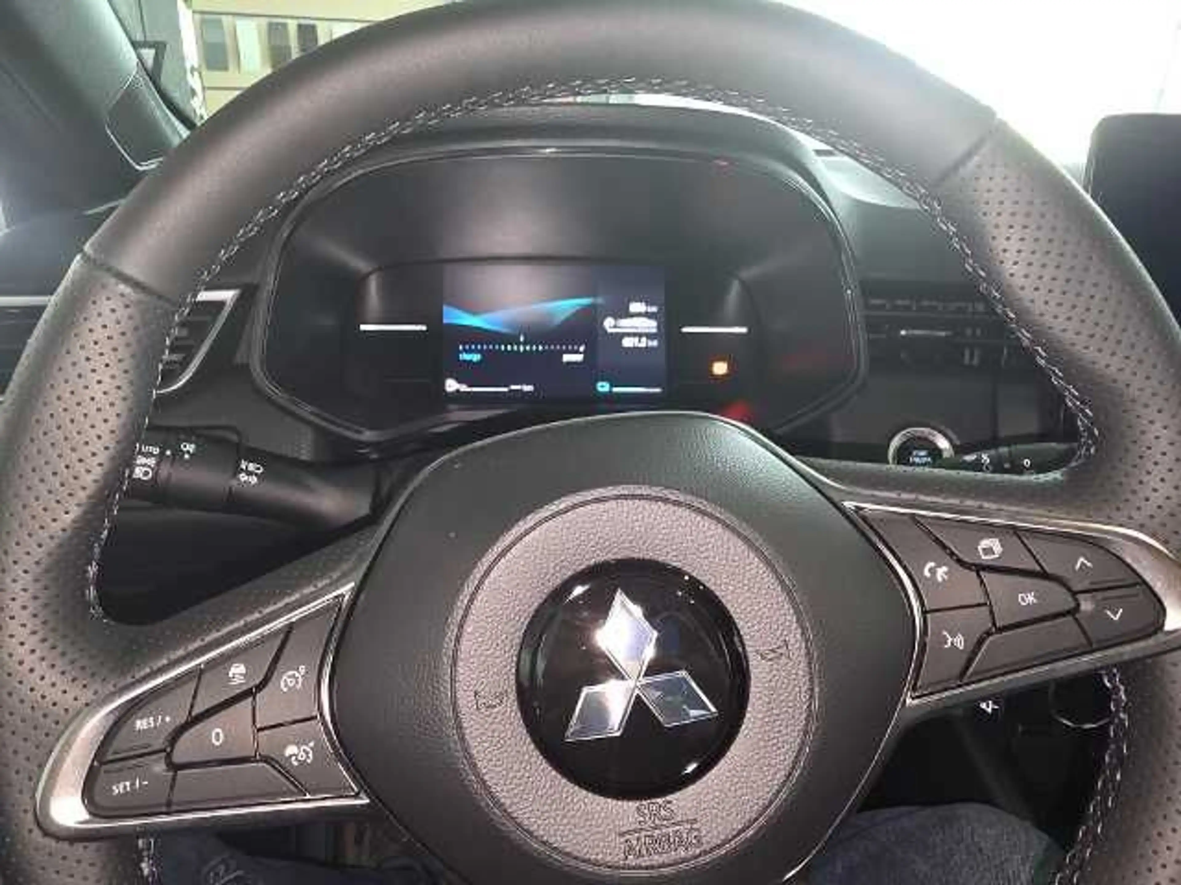 Mitsubishi Colt EDITION 1.6 Hybrid — photo 12