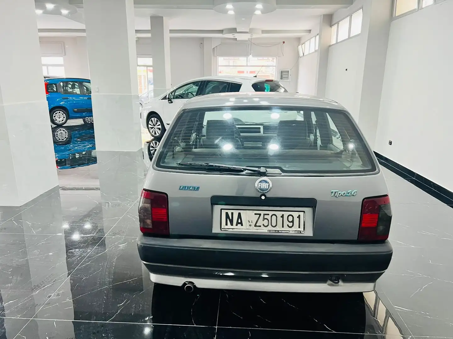 Fiat Tipo Tipo 5p 1.4 DGT CTX Gris - 2